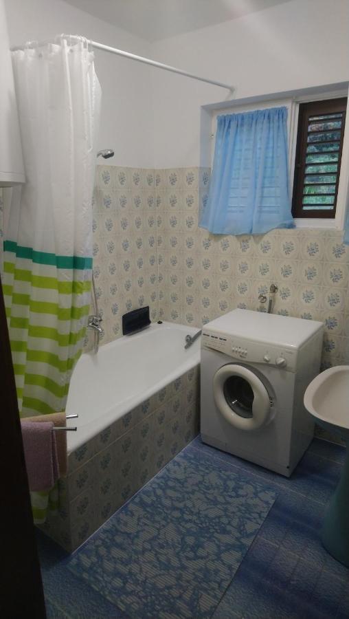 Apartment Vidas Kampor Luaran gambar