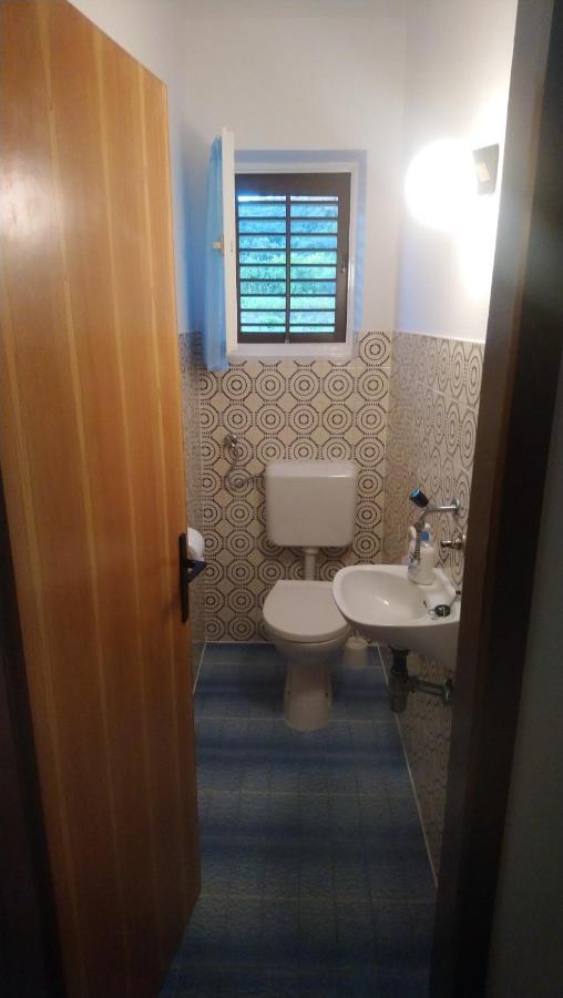 Apartment Vidas Kampor Luaran gambar
